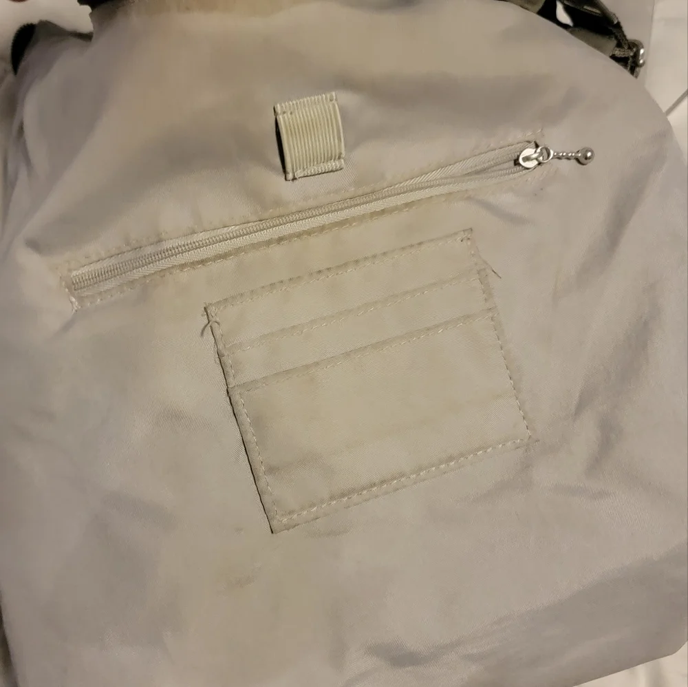 Baggallini Crossbody - Picture 6 of 12